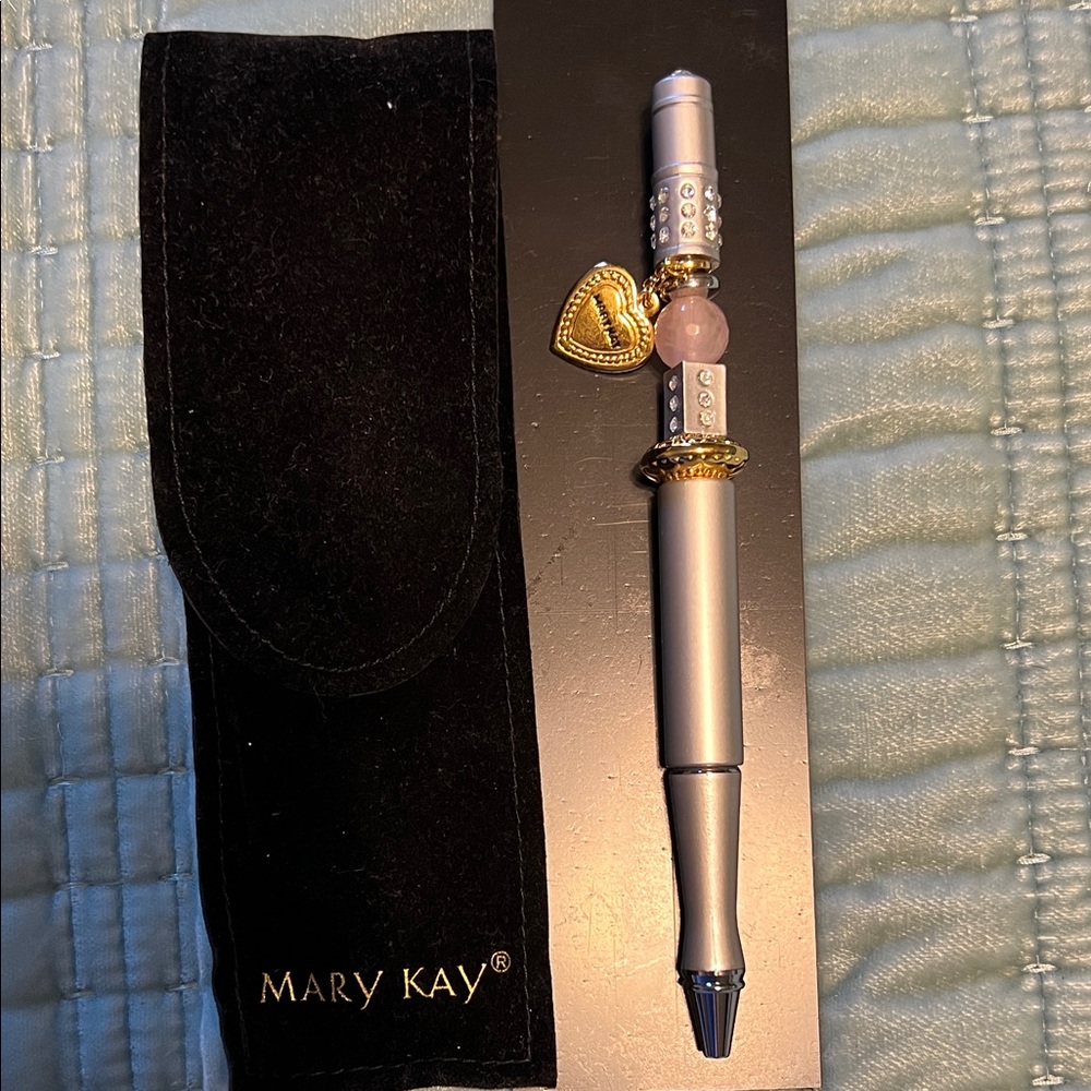 Mary Kay Luxurious Pen